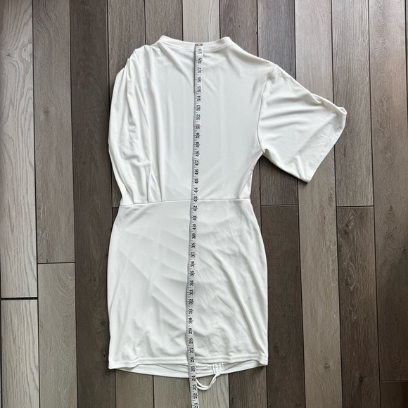 Zara White Asymmetrical Mini Dress | Size: Medium | Good Condition - Picture 4 of 4